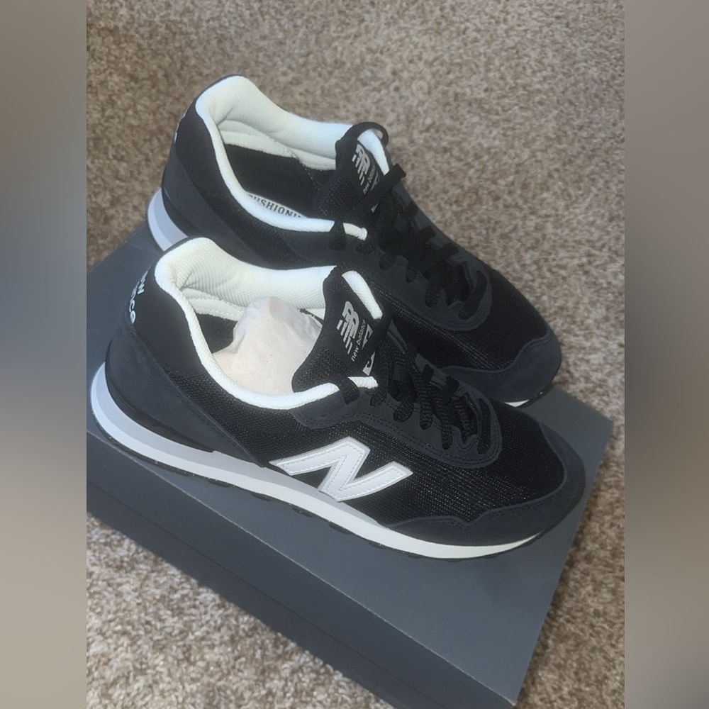 Black and White New Balance Shoes Mens Size 9 Brand New !